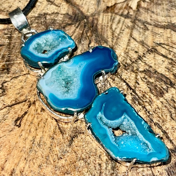 Large Drusy Solar Quartz Pendant 3 1/4" - Picture 5 of 15